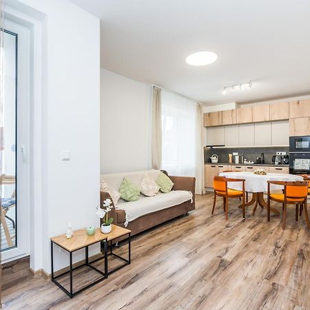 Апартаменты Perla Hradce 103 Градец-Кралове Экстерьер фото