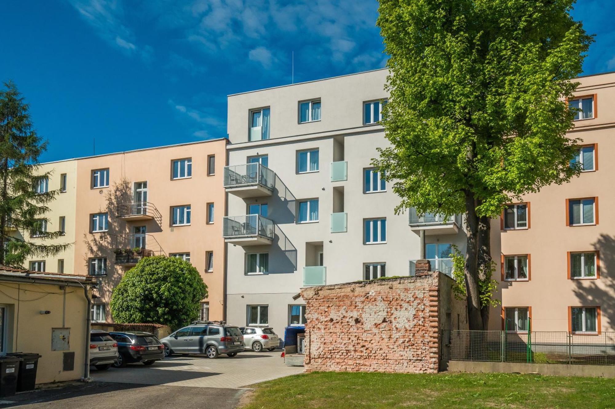 Апартаменты Perla Hradce 103 Градец-Кралове Экстерьер фото